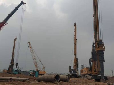 鋼鐵脊梁，徐工力量 十一臺(tái)XR360旋挖鉆機(jī)集群作戰(zhàn)，鑄就河北特大鋼廠建設(shè)新豐碑